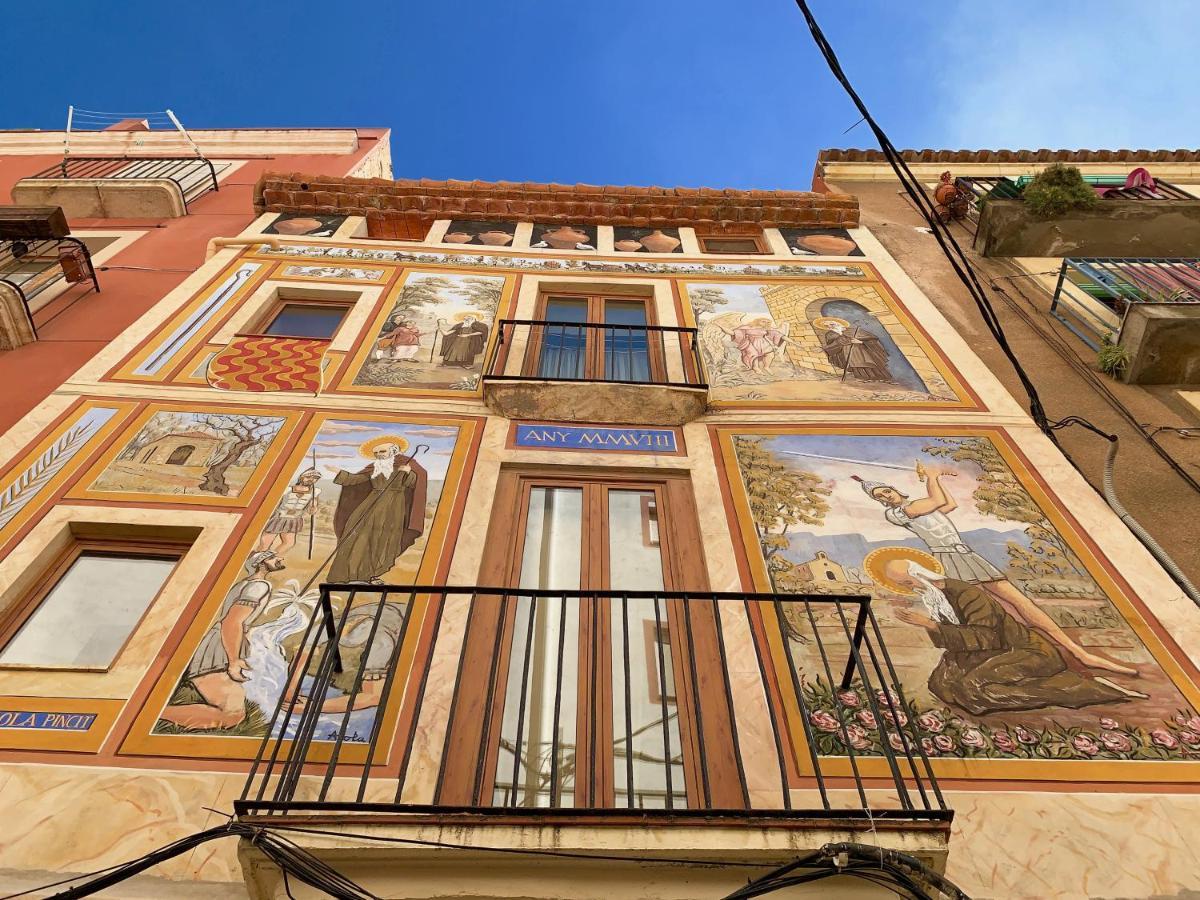Duplex En Planta Baja Junto A La Catedral Leilighet Tarragona Eksteriør bilde