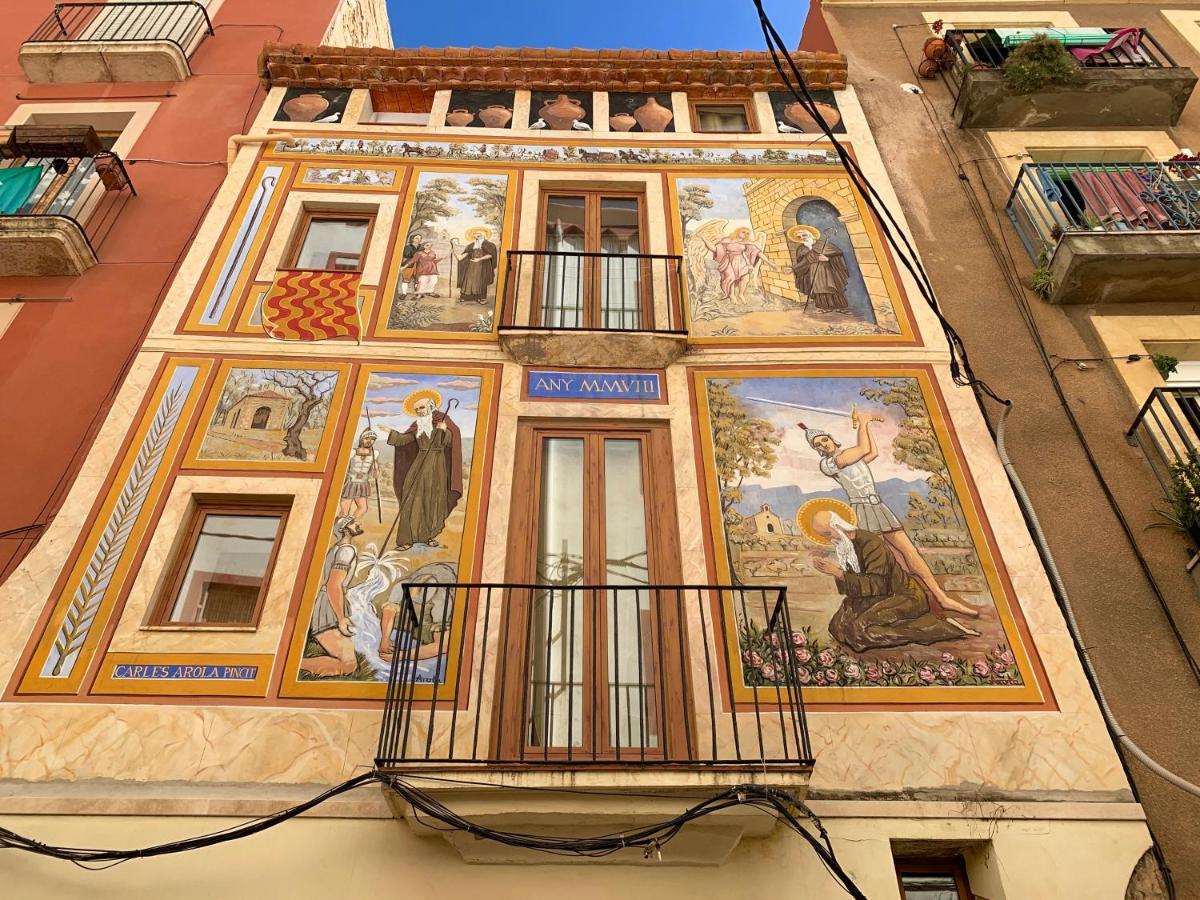 Duplex En Planta Baja Junto A La Catedral Leilighet Tarragona Eksteriør bilde